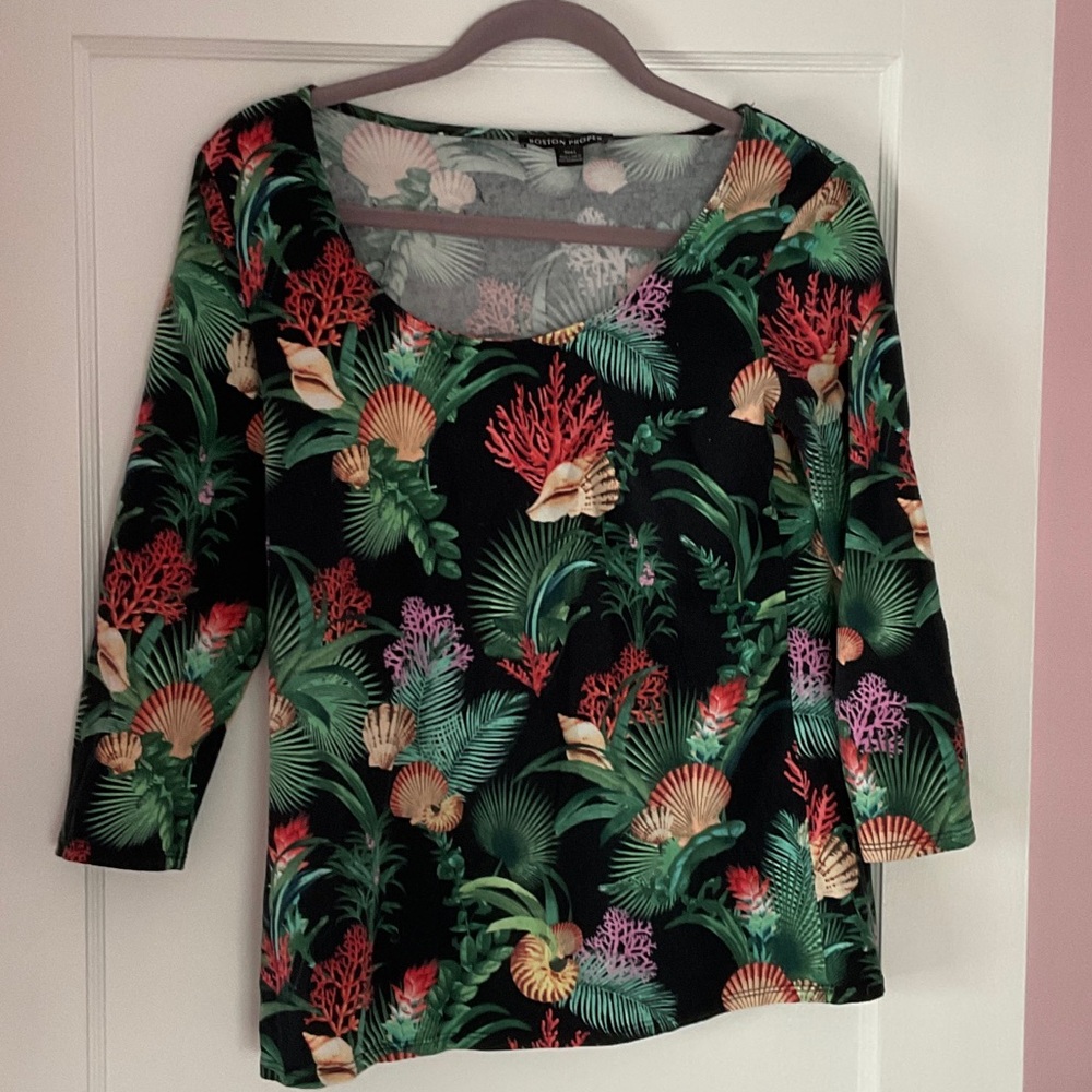 Boston Proper Tropical Print Long Sleeve Top - Black and Green